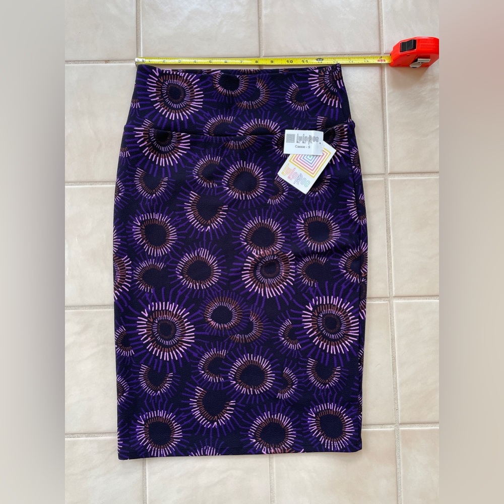 NWT Lularoe Cassie Pencil Skirt - Black, Pink and purple circle design - Size S